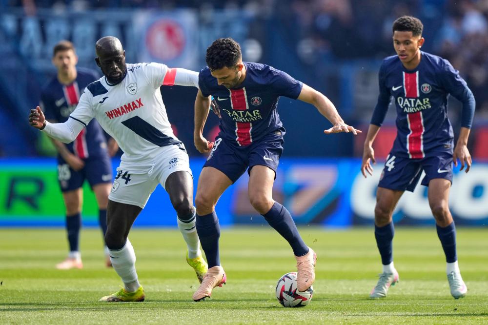 予年轻球员 予年轻球员